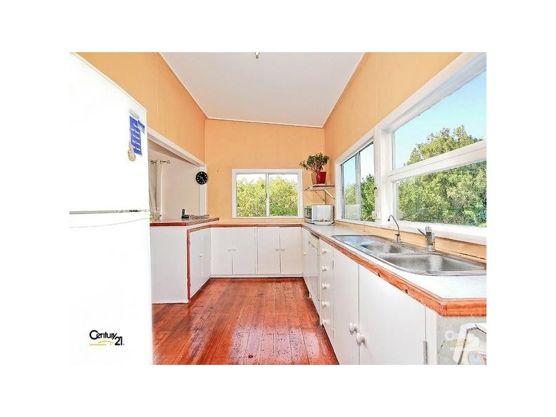 14 Villiers Street, Lota QLD 4179