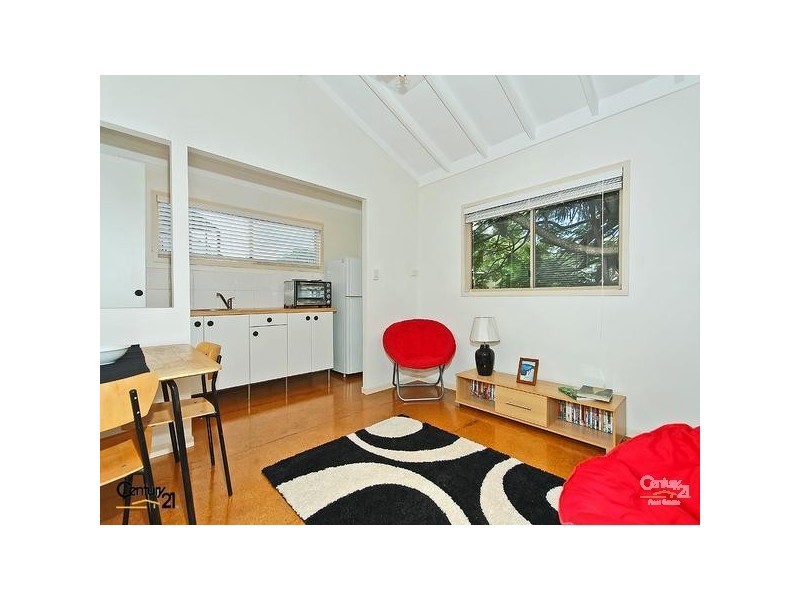 91 / 91A Whites Road, Manly West QLD 4179