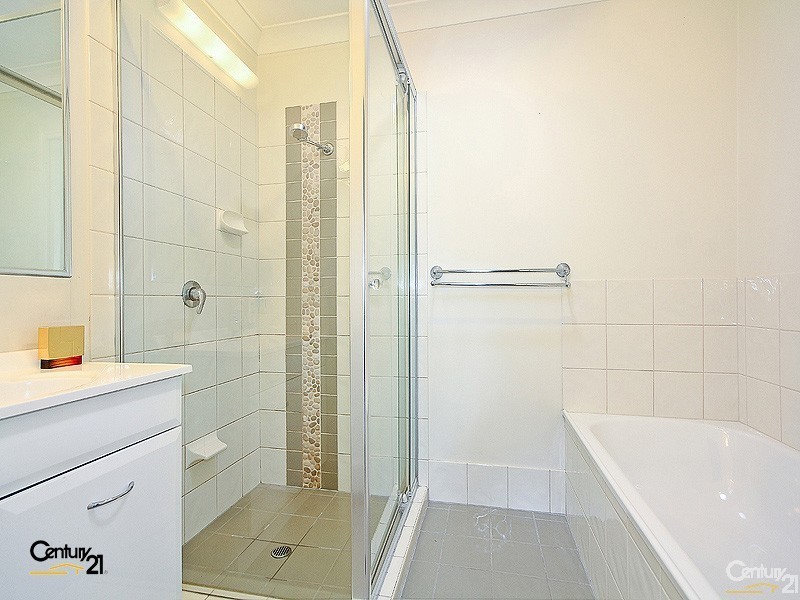 9/9 Hill Crescent, Carina Heights QLD 4152