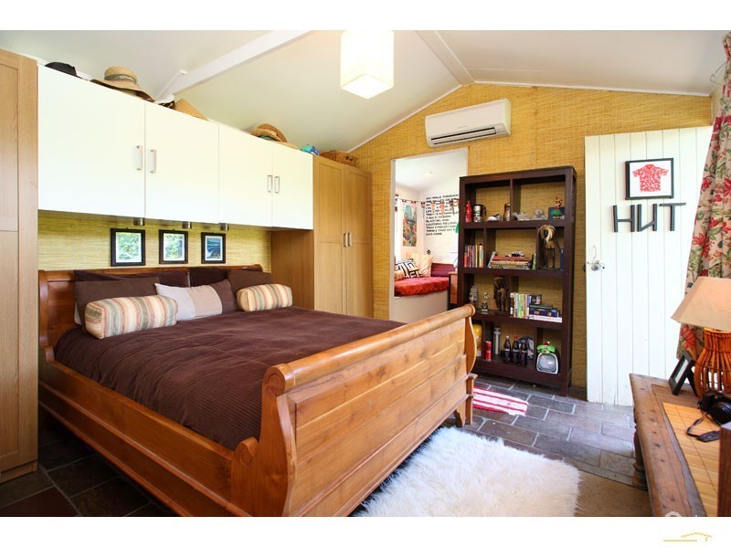 45 Alkoomie Street, Wynnum QLD 4178