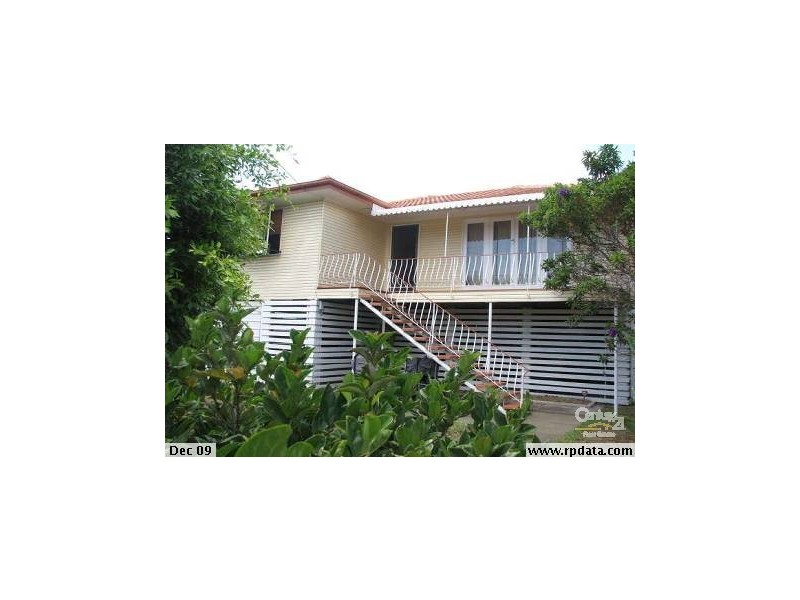 8 Sorrento Street, Wynnum West QLD 4178