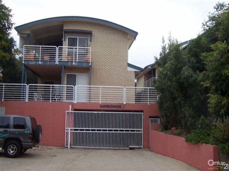 4 / 24 Yamboyna Street, Manly QLD 4179