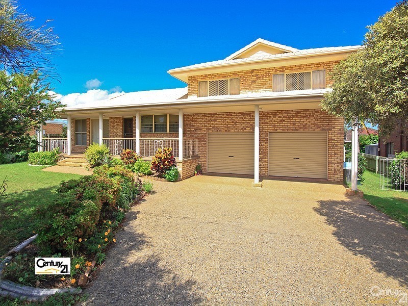 197 Randall Road, Wynnum West QLD 4178