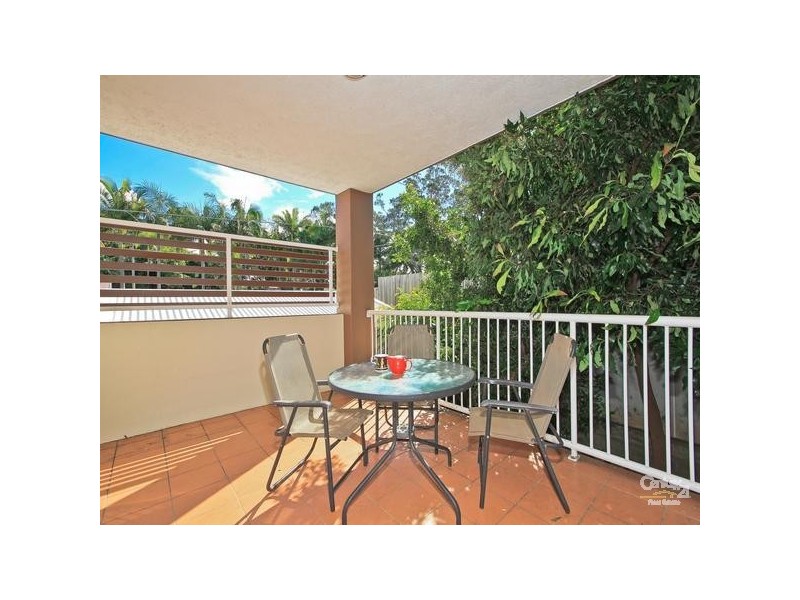 2/78 Berrima Street, Wynnum QLD 4178