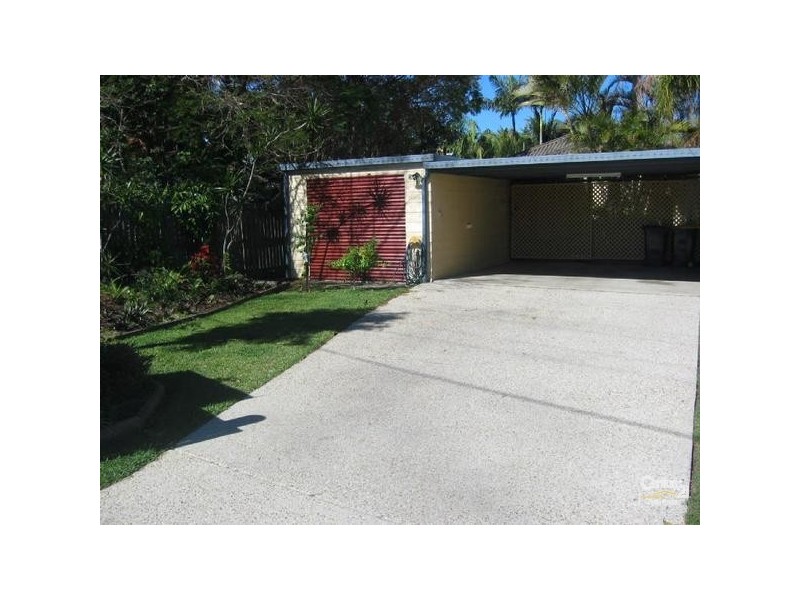 64 Wondal Road, Wynnum QLD 4178