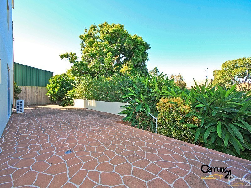 78 Berrima Street, Wynnum QLD 4178