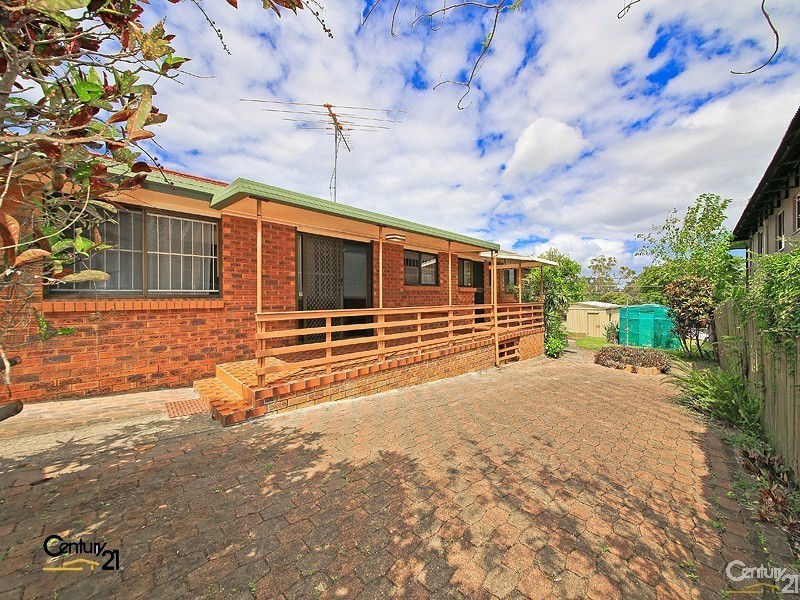 11 Ian Street, Lota QLD 4179