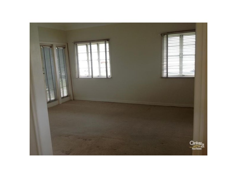 64 Delsie Street, Cannon Hill QLD 4170