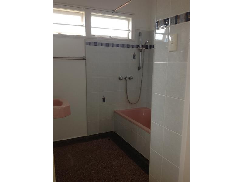 64 Delsie Street, Cannon Hill QLD 4170