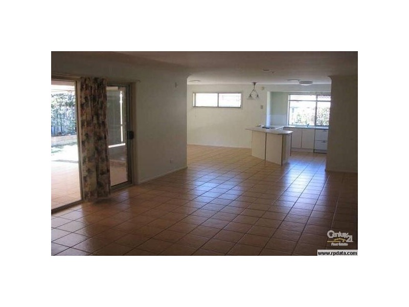 11 Manettia Street, Wynnum QLD 4178
