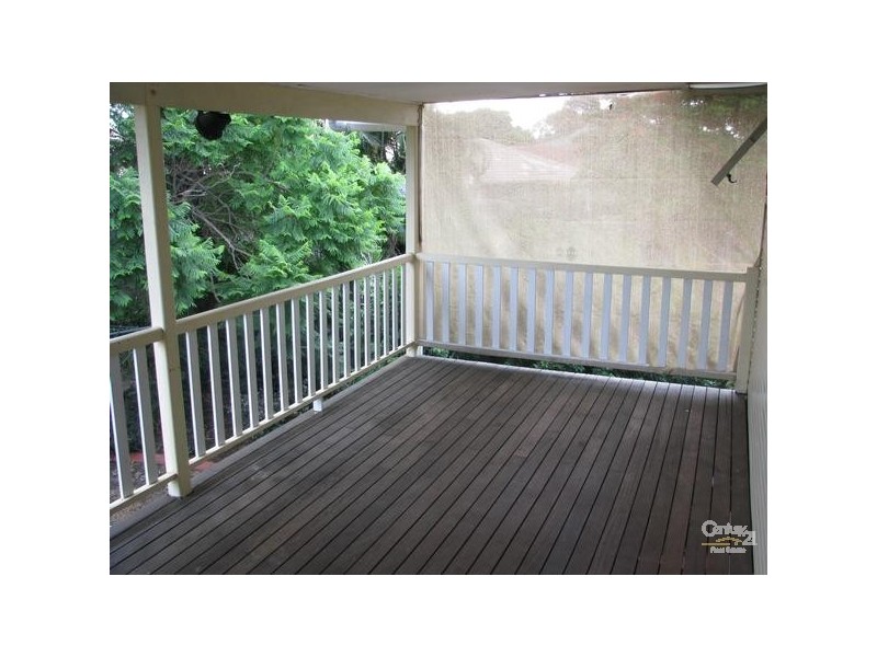 8 Sorrento Street, Wynnum QLD 4178