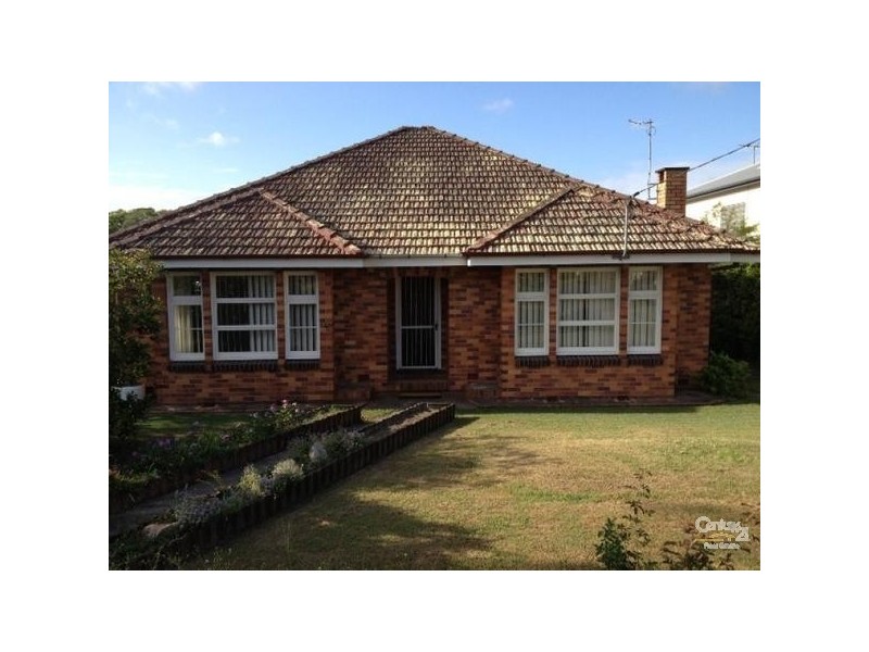 89 Waterview Avenue, Wynnum QLD 4178