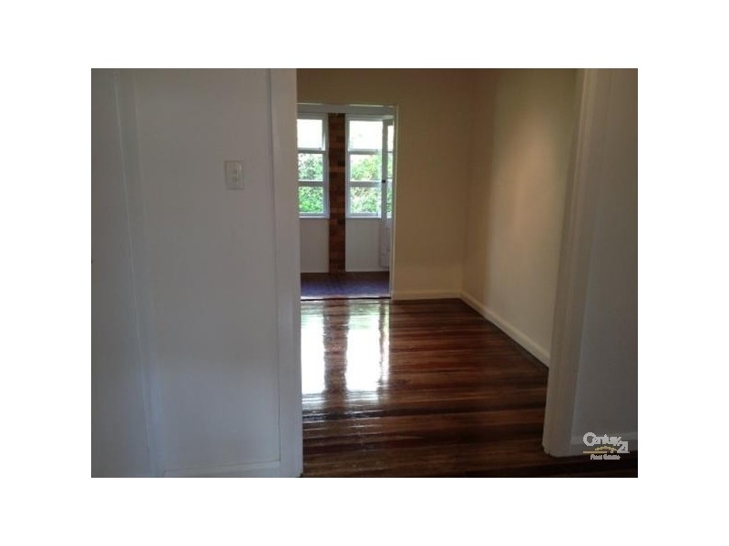 89 Waterview Avenue, Wynnum QLD 4178