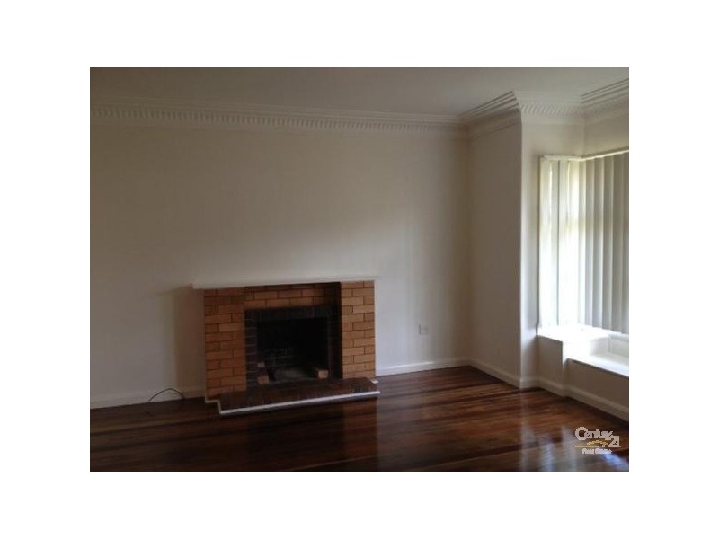 89 Waterview Avenue, Wynnum QLD 4178