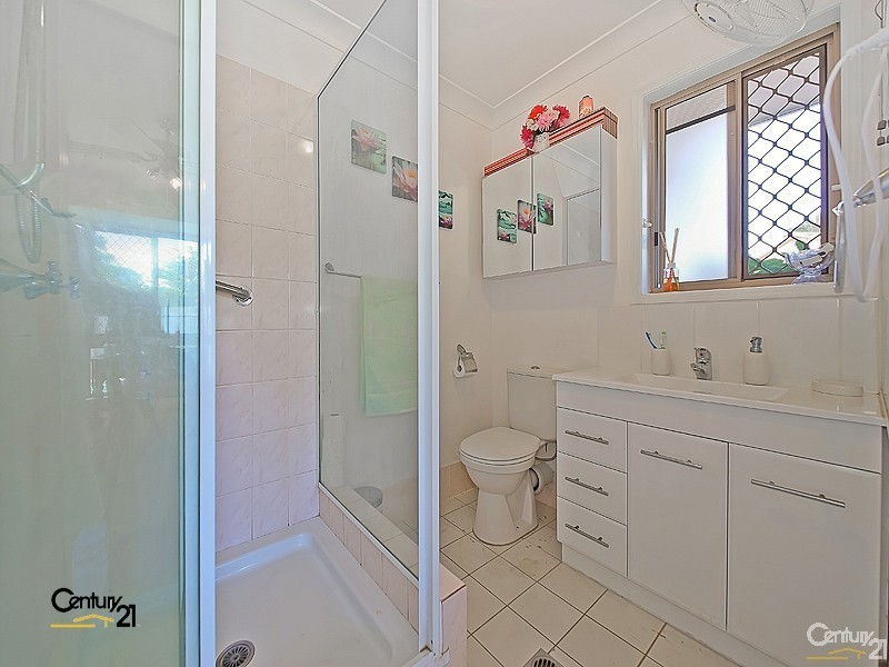 57 Scanlen Crescent, Wynnum West QLD 4178