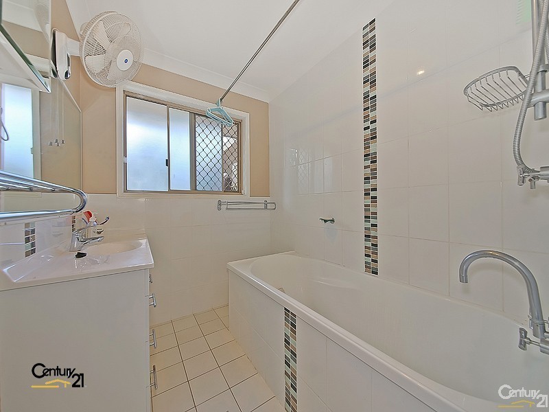 57 Scanlen Crescent, Wynnum West QLD 4178