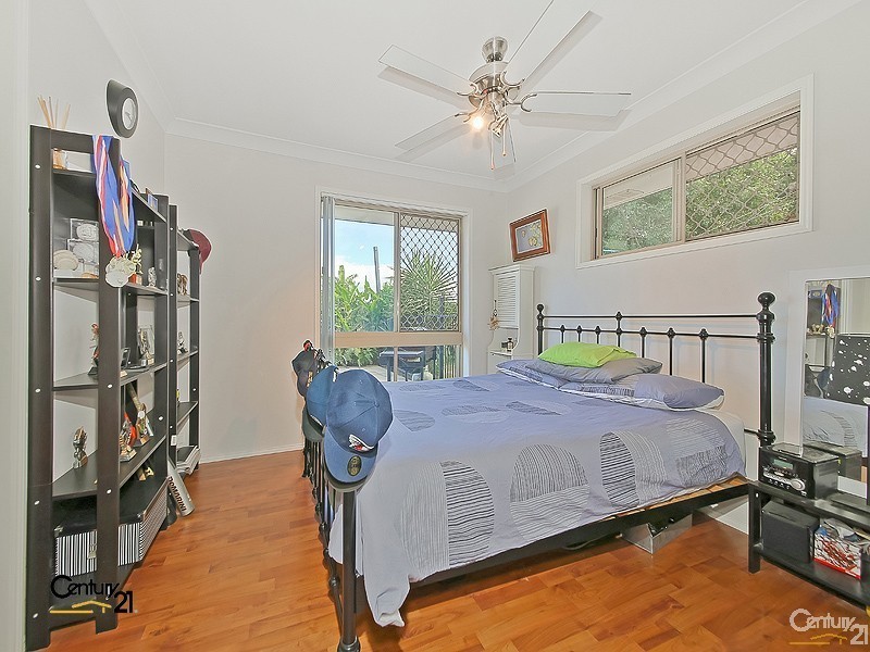 57 Scanlen Crescent, Wynnum West QLD 4178