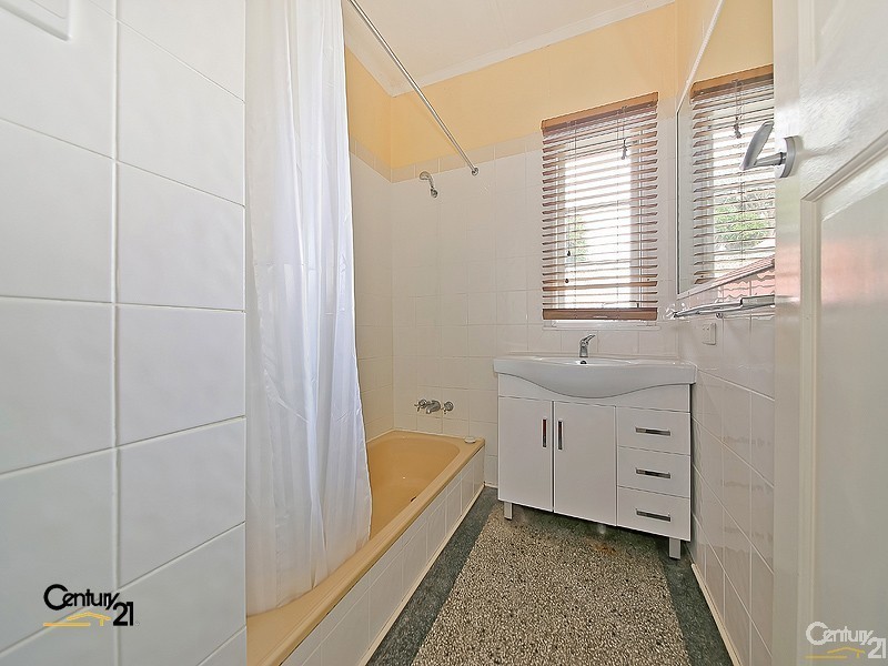 48 Patterson Street, Wynnum West QLD 4178