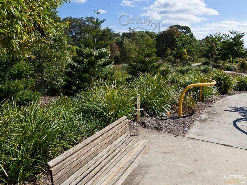 2/1 Lois Place, Redland Bay QLD 4165