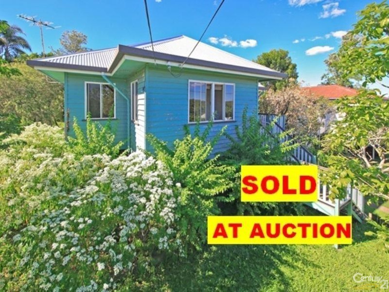 62 Barrinia Street, Manly QLD 4179