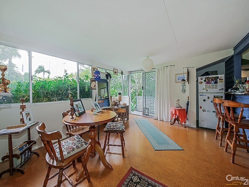 62 Barrinia Street, Manly QLD 4179