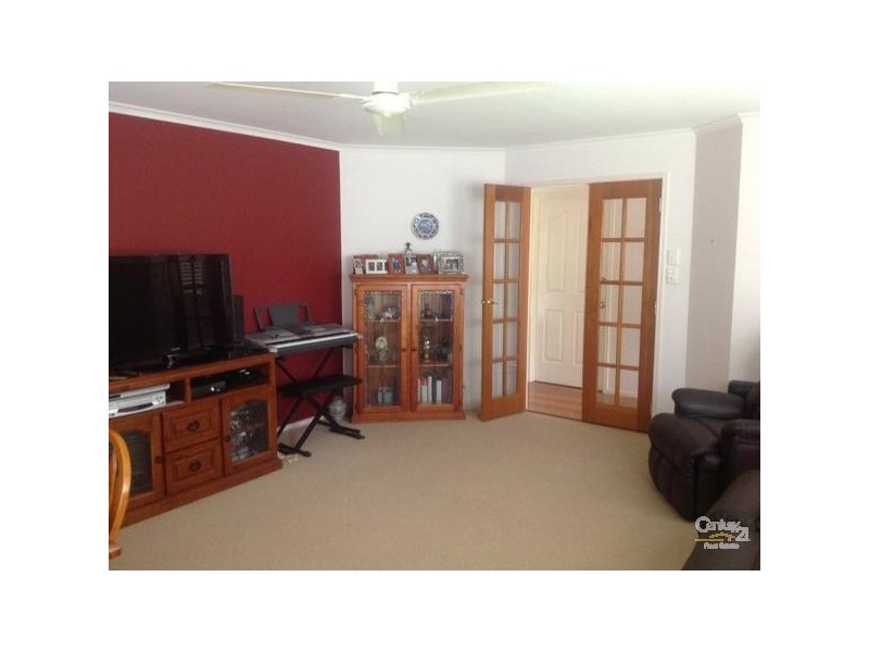 109 Talwong Street, Manly West QLD 4179