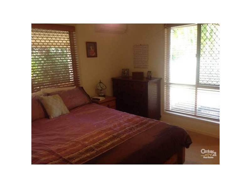 109 Talwong Street, Manly West QLD 4179