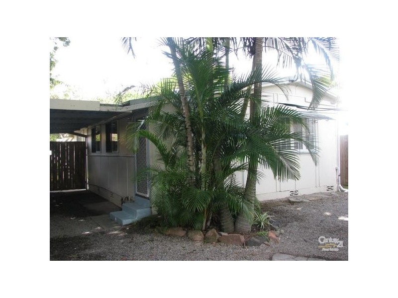 100 West Avenue, Wynnum QLD 4178