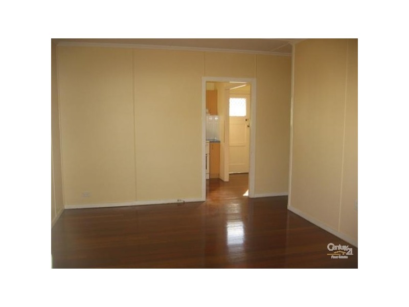 5 Wyeth Street, Wynnum QLD 4178