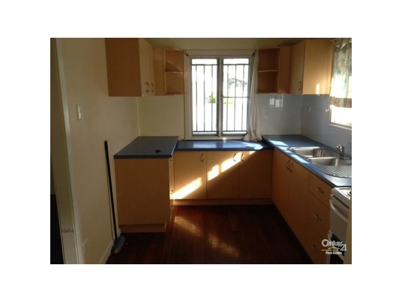 5 Wyeth Street, Wynnum QLD 4178