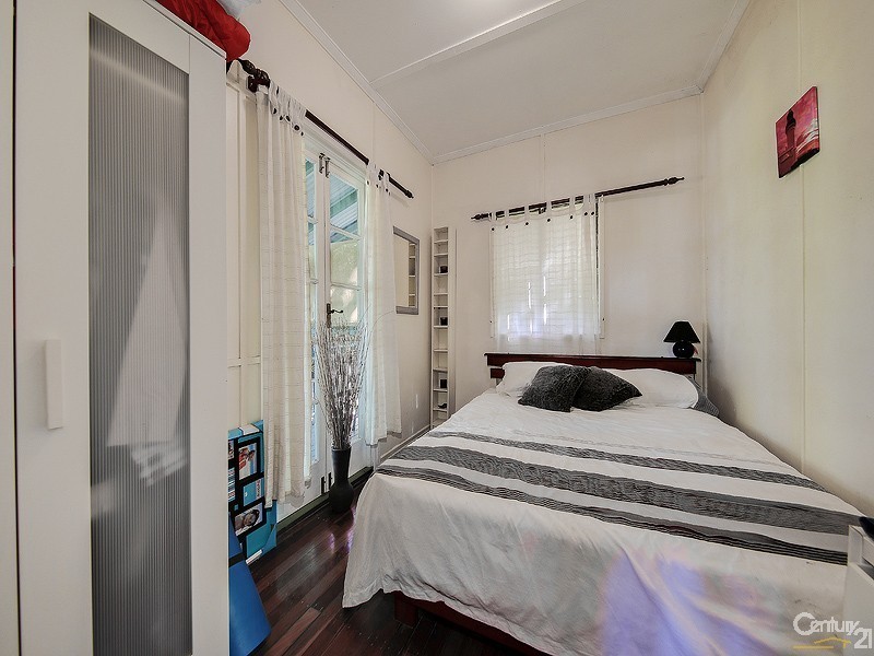 267 Ernest Street, Lota QLD 4179