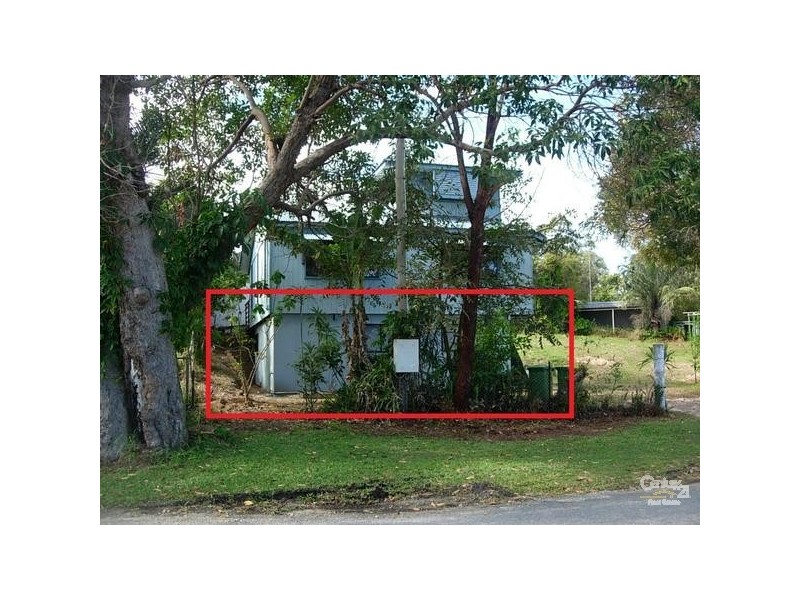 1 Boreen Street, Point Lookout QLD 4183