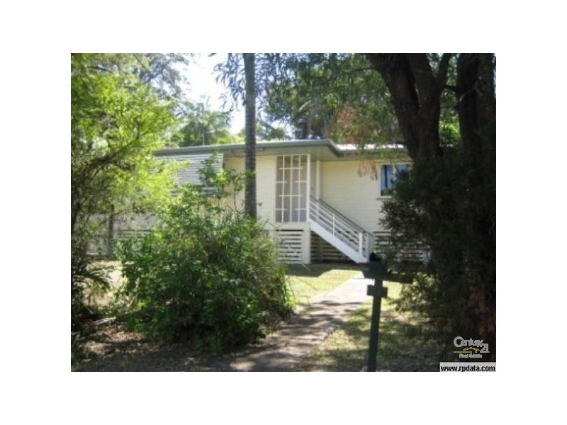 21 Hellyer Street, Wynnum QLD 4178