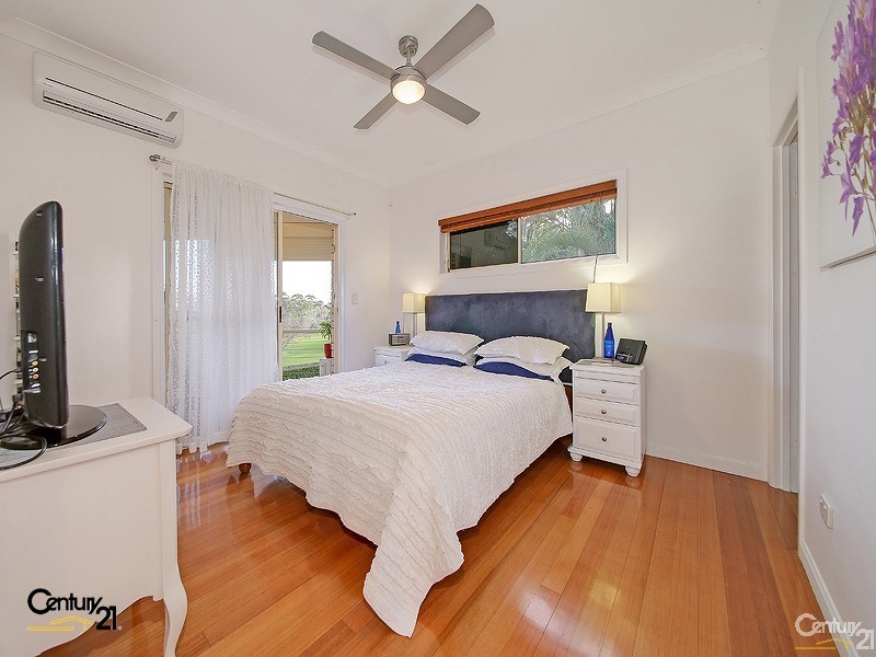 54 Tamaree Avenue, Wynnum QLD 4178