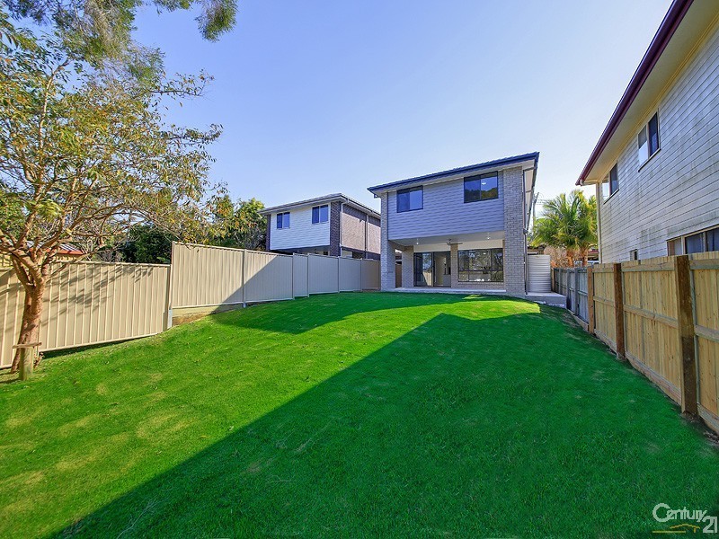 64 Kamarin Street, Manly West QLD 4179