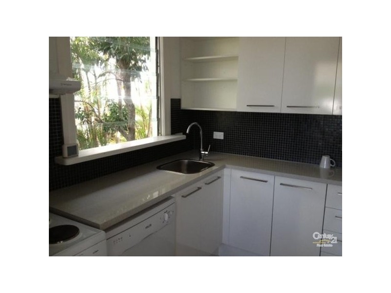 110 Oceana Street, Manly QLD 4179