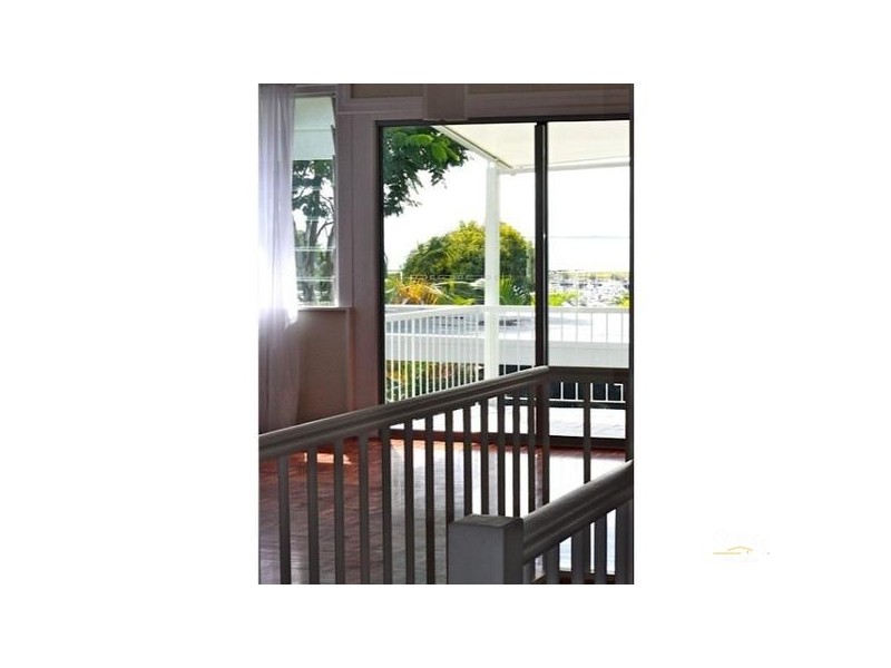 110 Oceana Street, Manly QLD 4179
