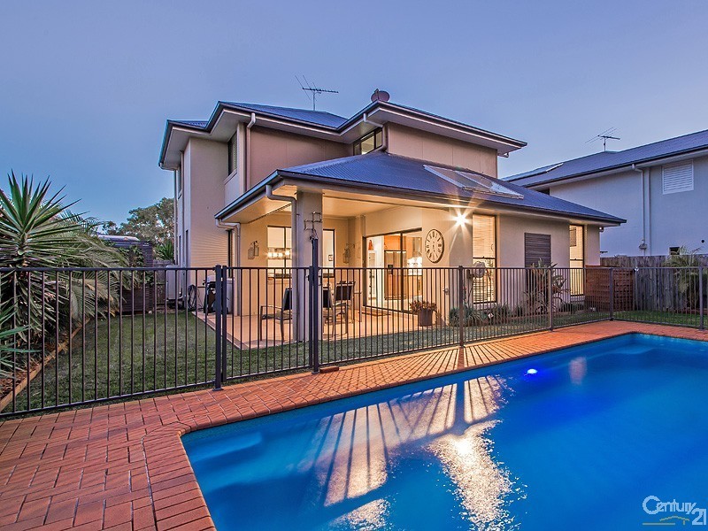 3 Chipping Close, Wakerley QLD 4154