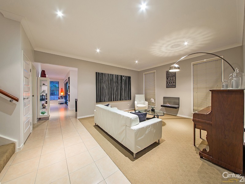 3 Chipping Close, Wakerley QLD 4154