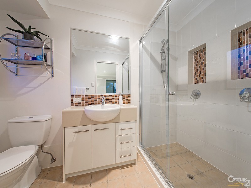 3 Chipping Close, Wakerley QLD 4154