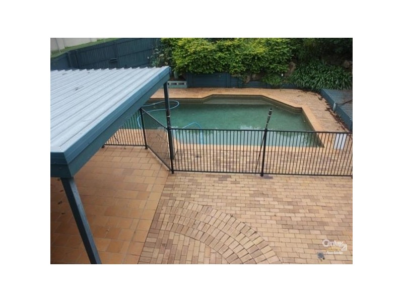 271 Swann Road, St Lucia QLD 4067