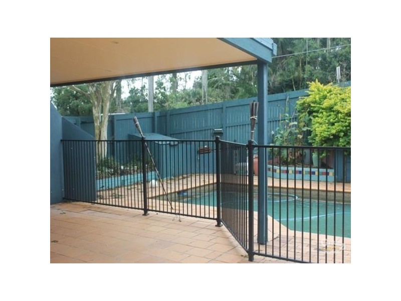 271 Swann Road, St Lucia QLD 4067