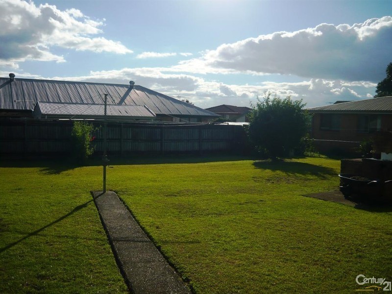 105 Randall Road, Wynnum West QLD 4178