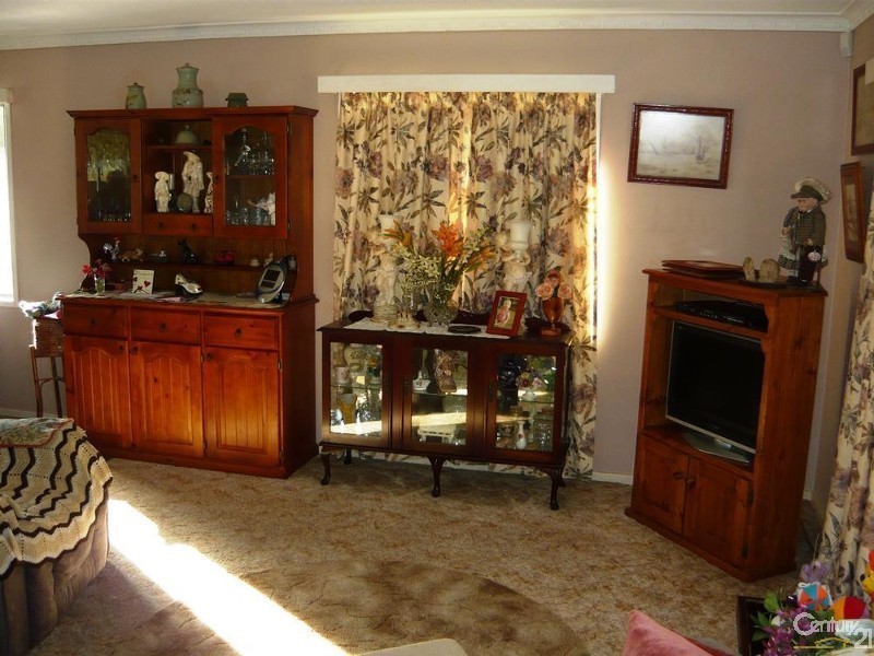 105 Randall Road, Wynnum West QLD 4178