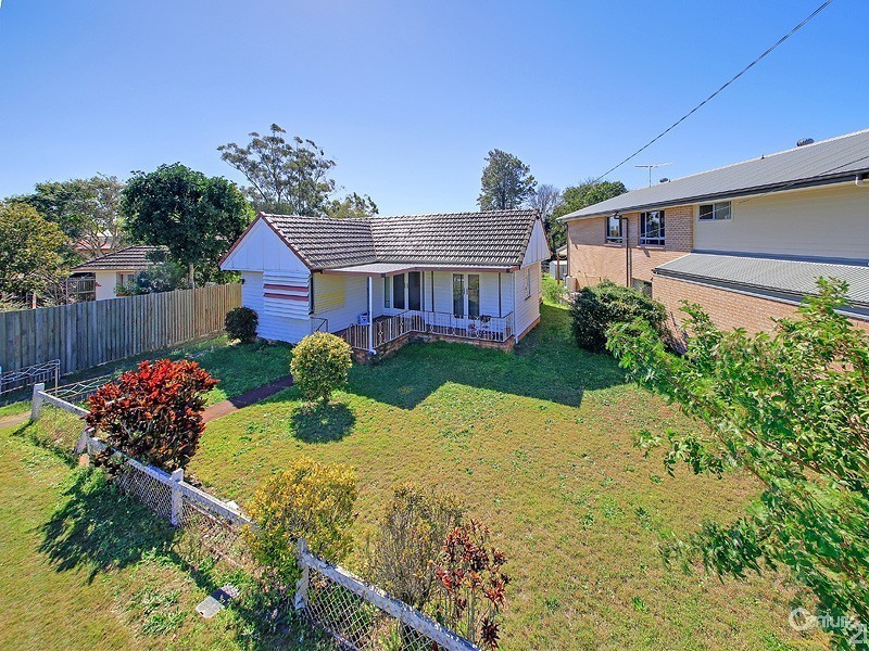 17 Joffre Street, Wynnum QLD 4178