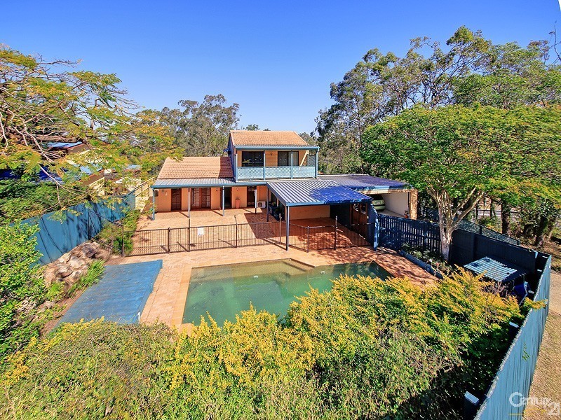 271 Swann Road, St Lucia QLD 4067