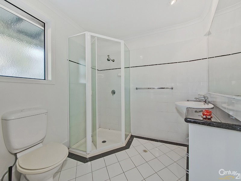 271 Swann Road, St Lucia QLD 4067