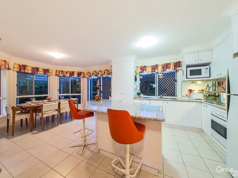 11 Hunter Street, Manly West QLD 4179