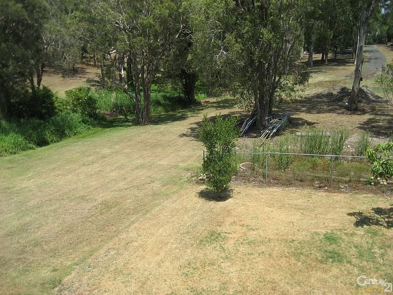 67 Bulgin Avenue, Wynnum West QLD 4178