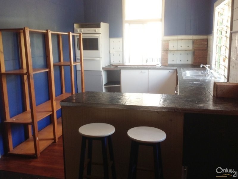 44 Barnham Street, Wynnum QLD 4178